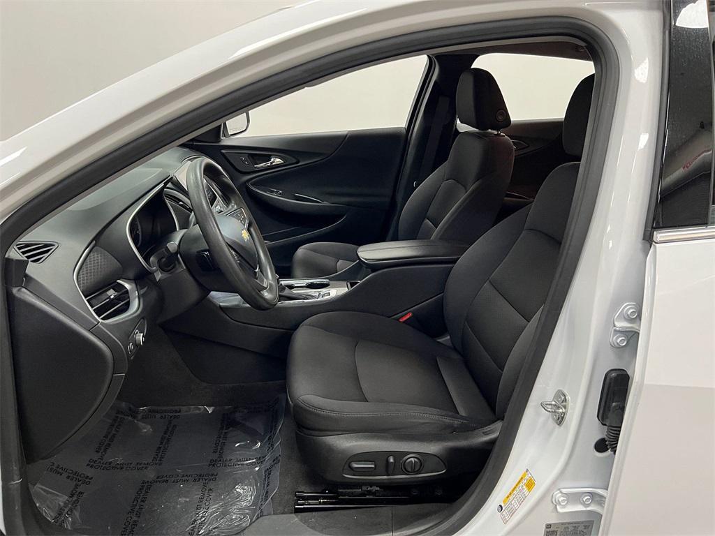 used 2024 Chevrolet Malibu car