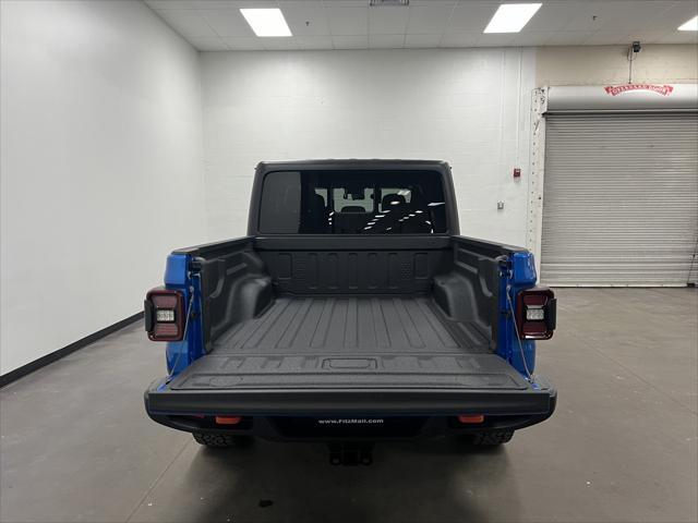 new 2024 Jeep Gladiator car, priced at $53,876