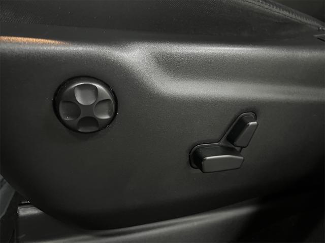 used 2020 Jeep Grand Cherokee car, priced at $26,294