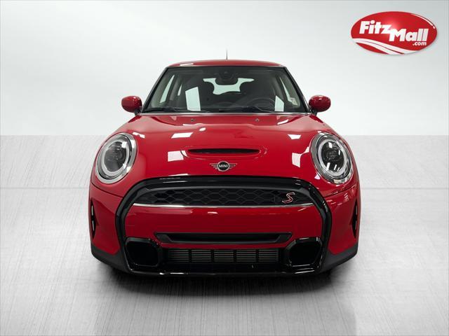 used 2024 MINI Hardtop car, priced at $29,994