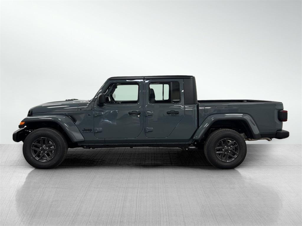 new 2025 Jeep Gladiator car, priced at $44,664