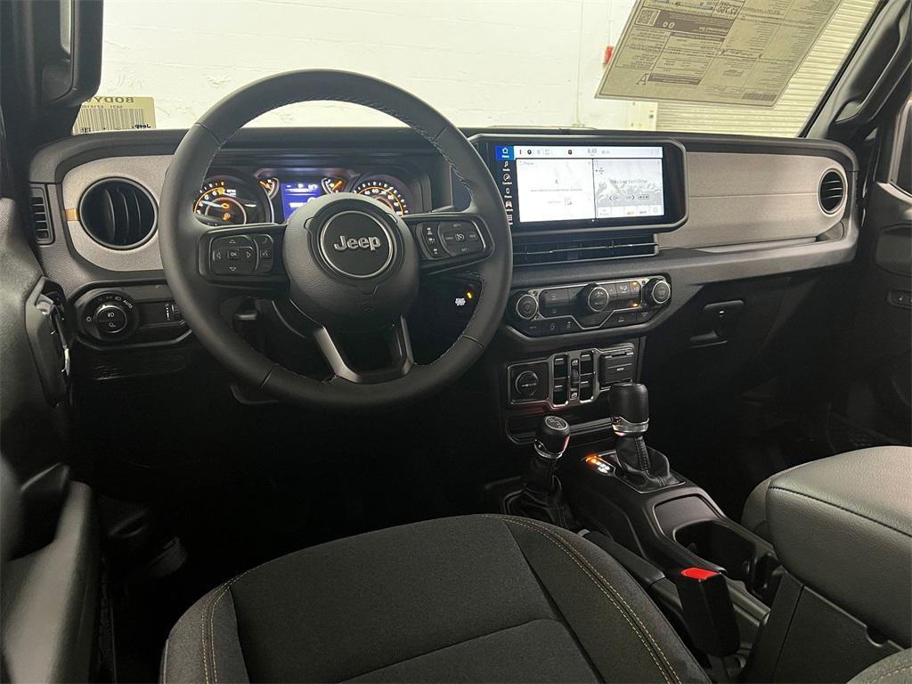 new 2025 Jeep Gladiator car, priced at $42,035