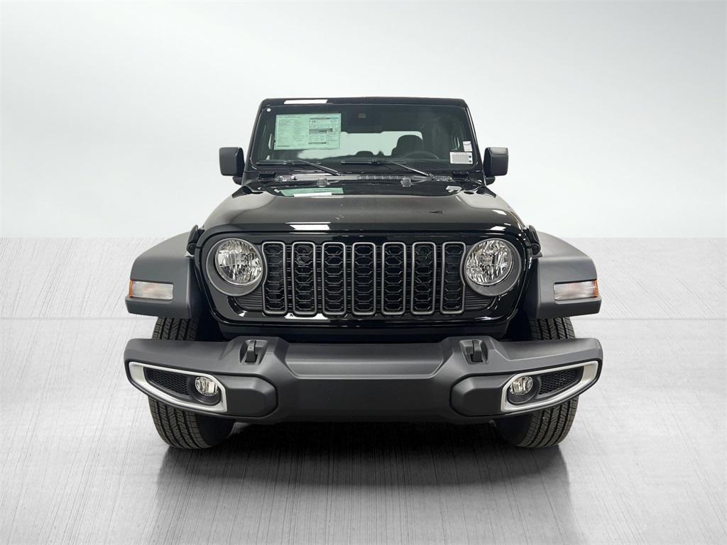 new 2025 Jeep Gladiator car, priced at $42,035