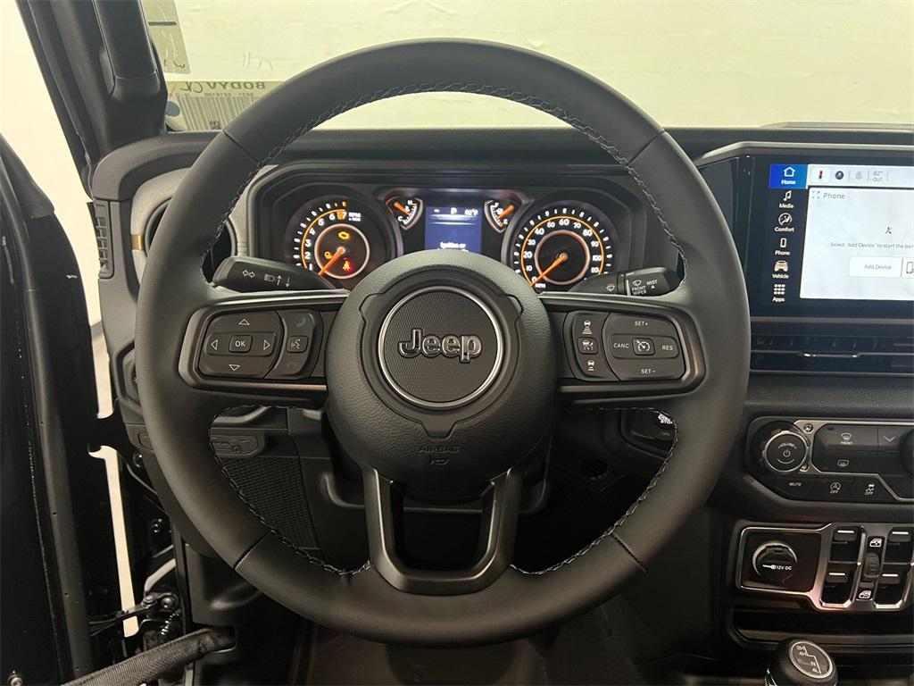 new 2025 Jeep Gladiator car, priced at $42,035