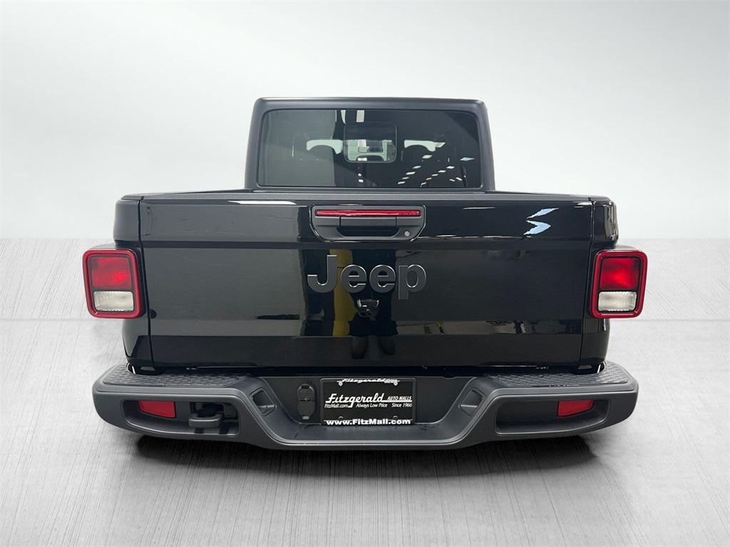 new 2025 Jeep Gladiator car, priced at $42,035