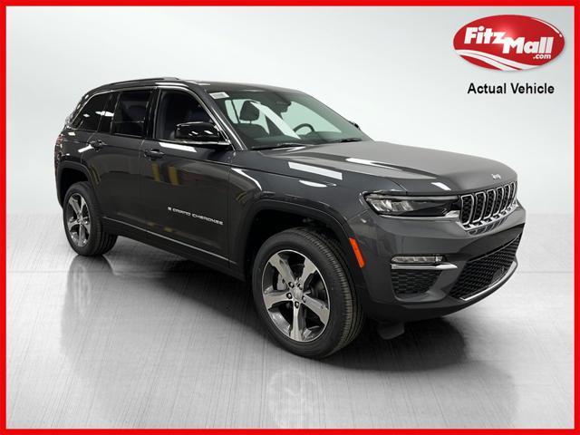 new 2025 Jeep Grand Cherokee car, priced at $43,098