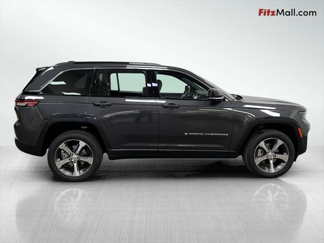 new 2025 Jeep Grand Cherokee car, priced at $41,498