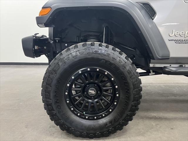 used 2020 Jeep Wrangler Unlimited car, priced at $33,994