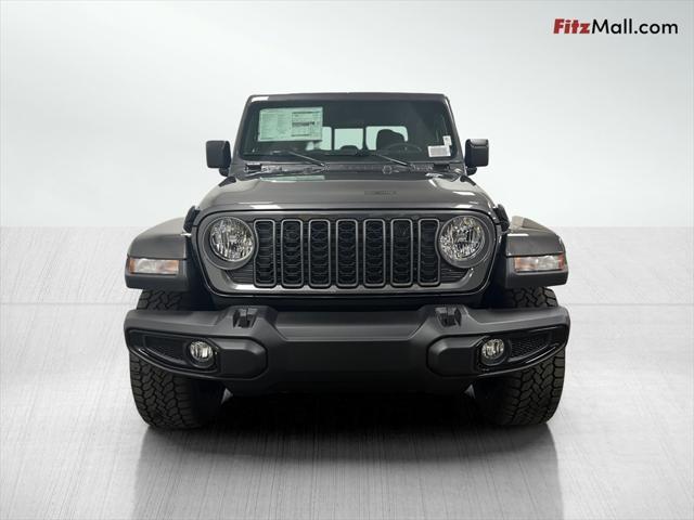 new 2025 Jeep Gladiator car, priced at $41,914