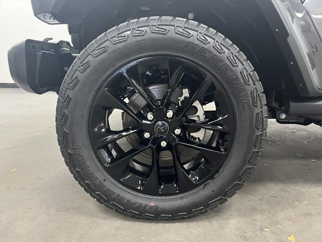 new 2025 Jeep Gladiator car, priced at $42,414