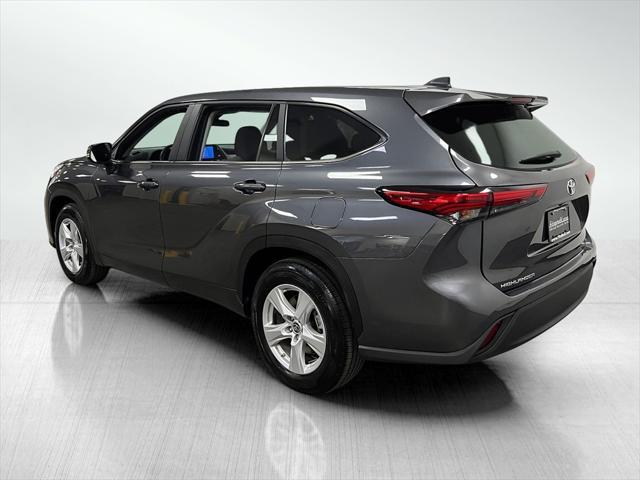 used 2023 Toyota Highlander car, priced at $33,694