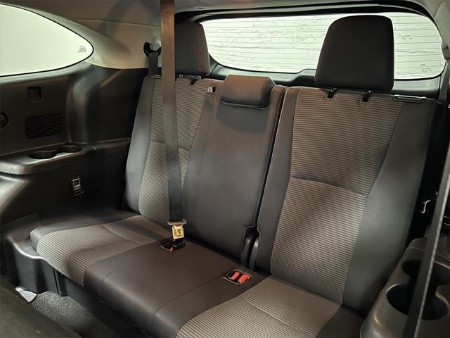 used 2023 Toyota Highlander car, priced at $33,694