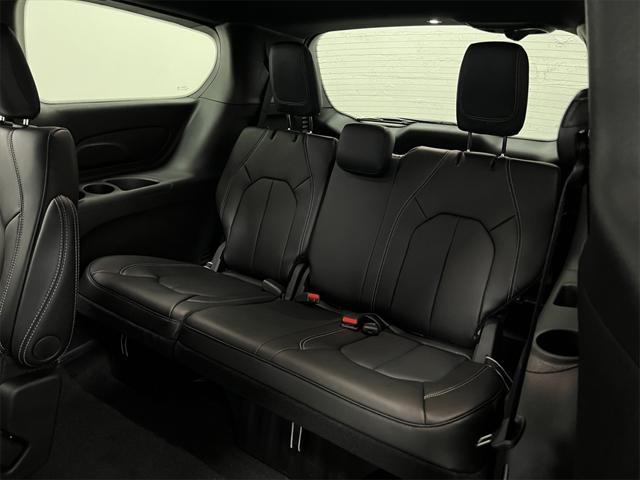 new 2025 Chrysler Pacifica car, priced at $42,491