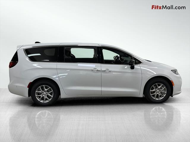 new 2025 Chrysler Pacifica car, priced at $42,491
