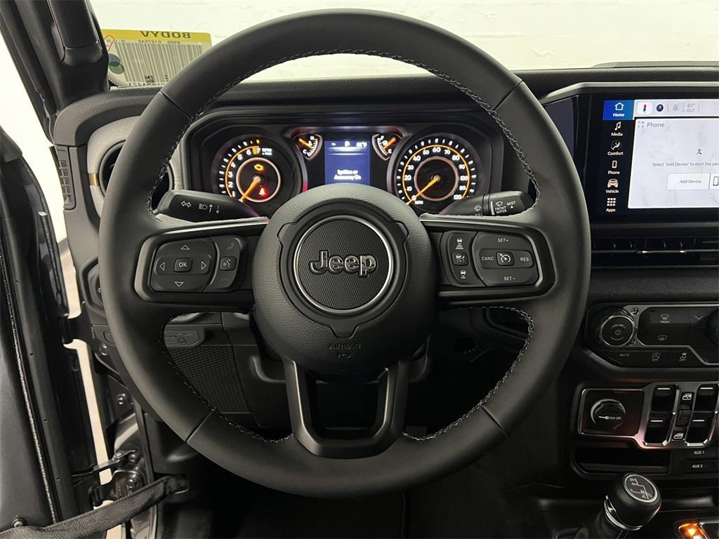 new 2025 Jeep Gladiator car, priced at $44,394