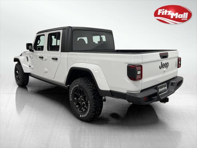 new 2024 Jeep Gladiator car, priced at $44,617