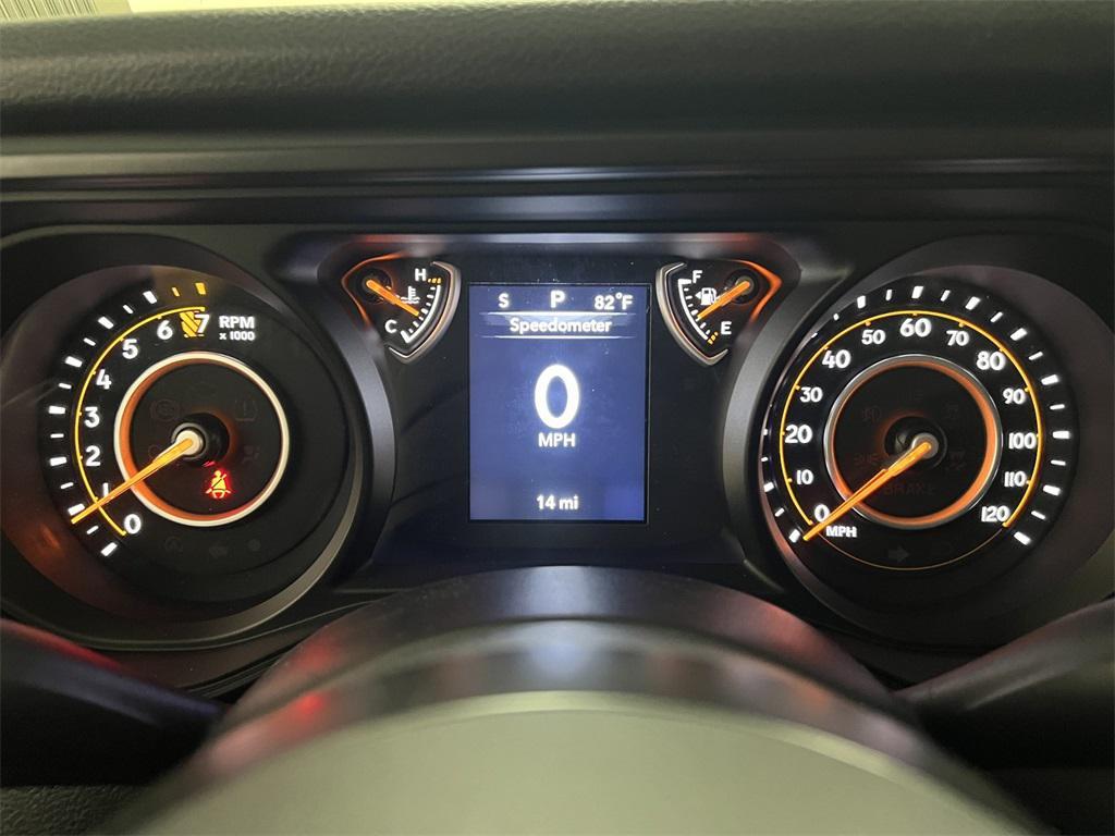 new 2025 Jeep Gladiator car, priced at $42,692