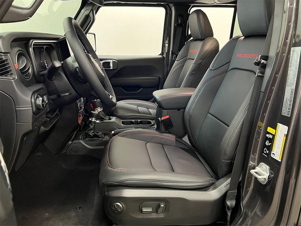 new 2025 Jeep Wrangler car, priced at $58,025