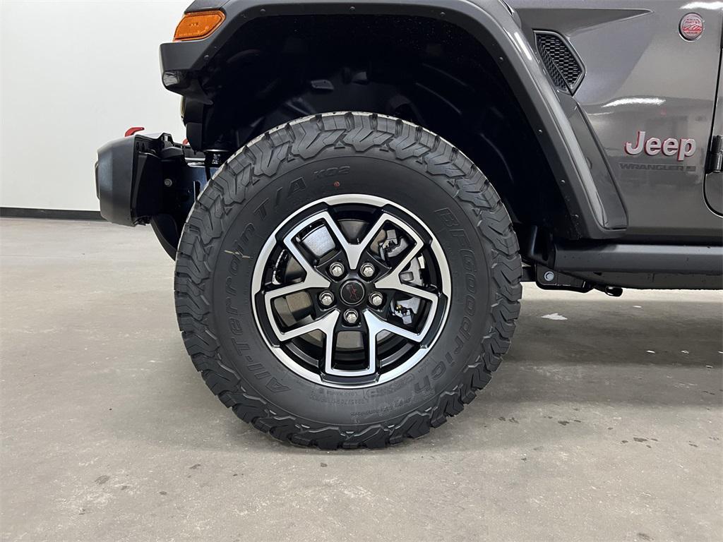 new 2025 Jeep Wrangler car, priced at $58,025