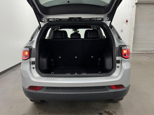 new 2025 Jeep Compass car, priced at $29,386