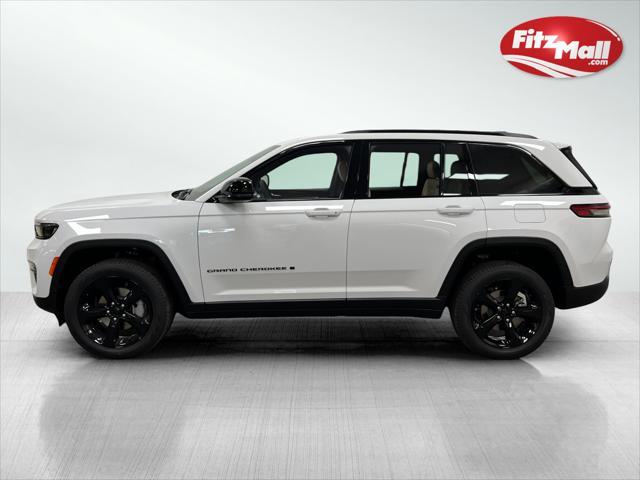 new 2025 Jeep Grand Cherokee car, priced at $44,250