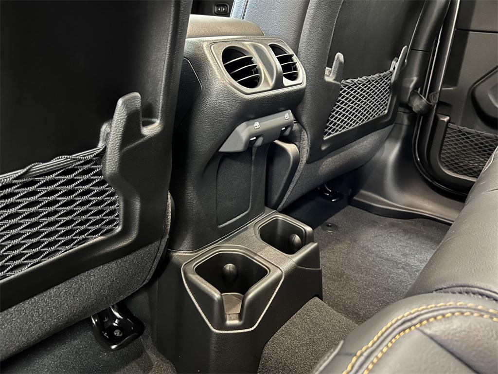 new 2025 Jeep Gladiator car, priced at $45,713