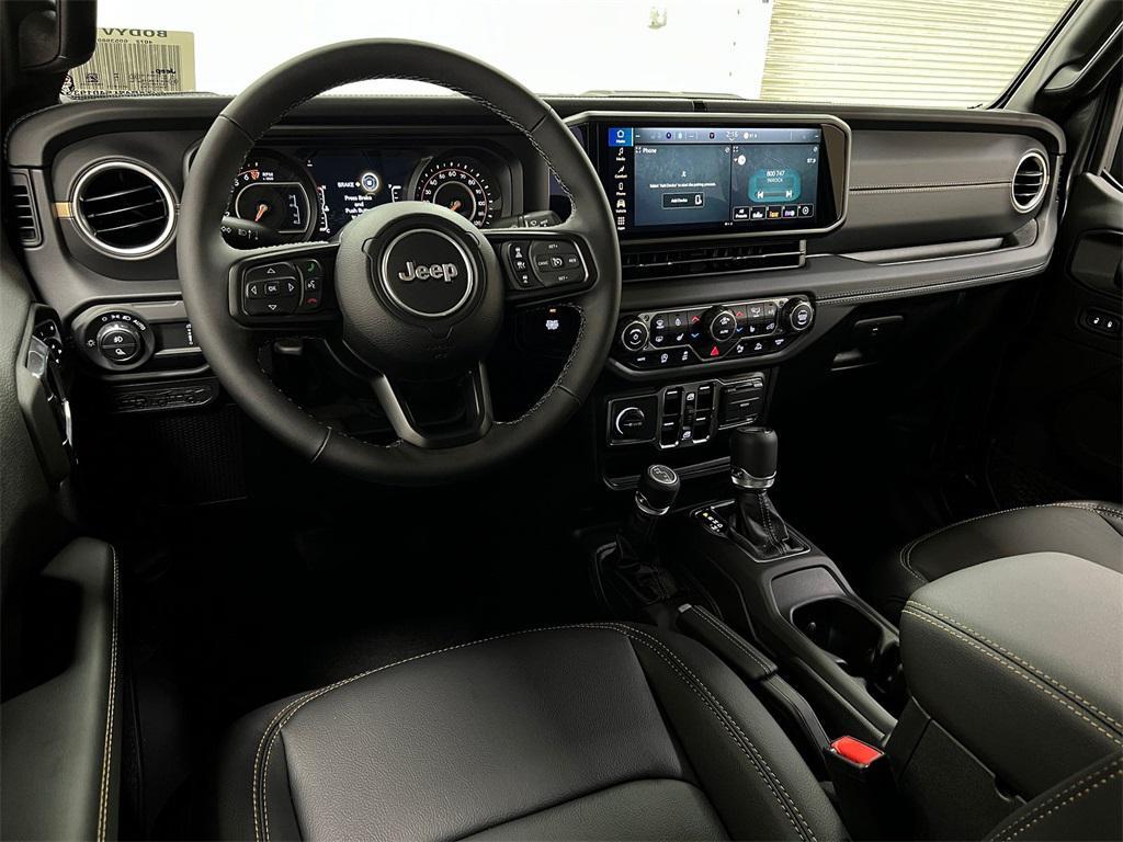 new 2025 Jeep Gladiator car, priced at $45,713