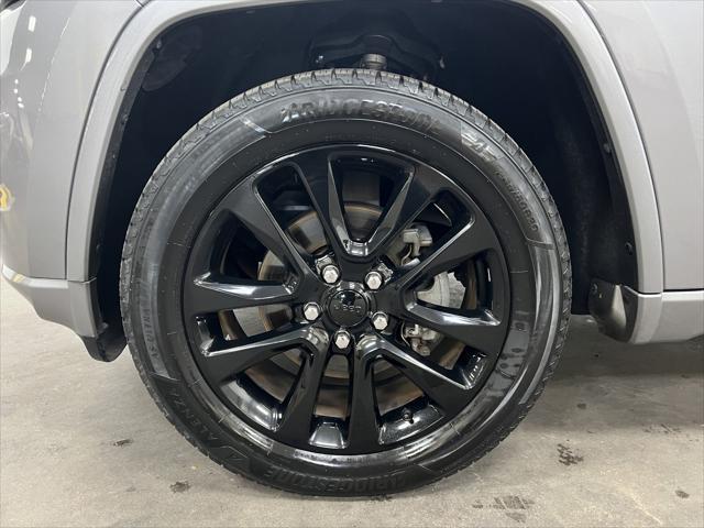 used 2019 Jeep Grand Cherokee car, priced at $19,694