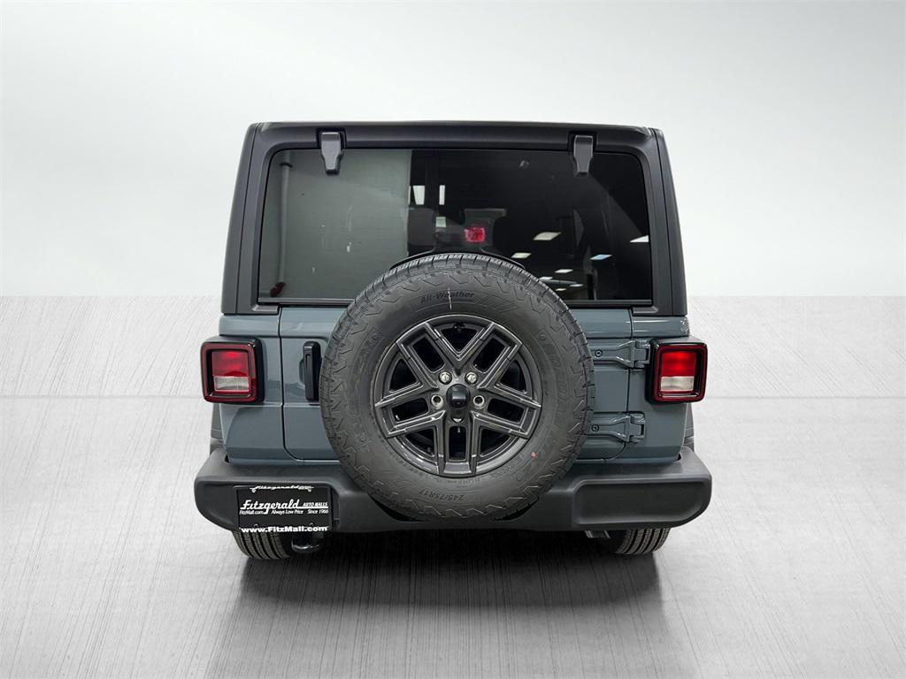 new 2025 Jeep Wrangler car, priced at $43,198