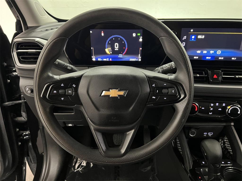 used 2024 Chevrolet TrailBlazer car