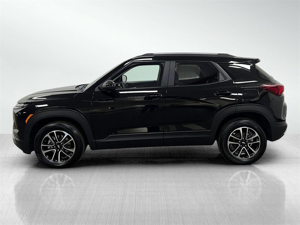 used 2024 Chevrolet TrailBlazer car