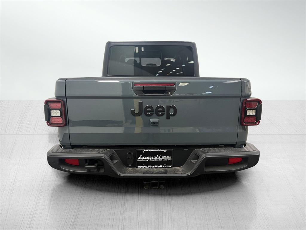 new 2025 Jeep Gladiator car, priced at $45,830