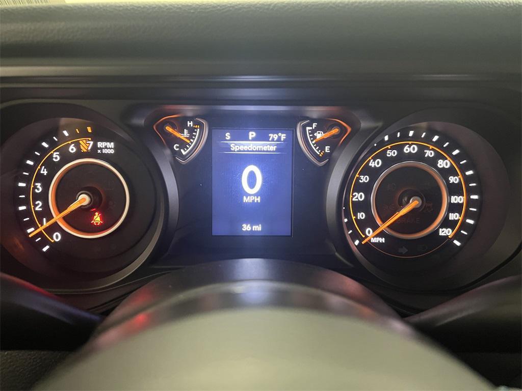 new 2025 Jeep Gladiator car, priced at $45,830