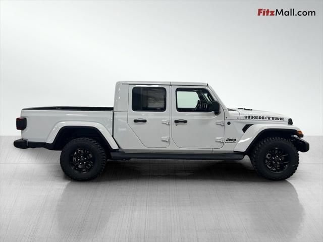 new 2025 Jeep Gladiator car, priced at $46,196