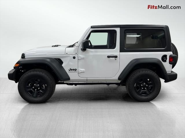 new 2025 Jeep Wrangler car, priced at $35,111