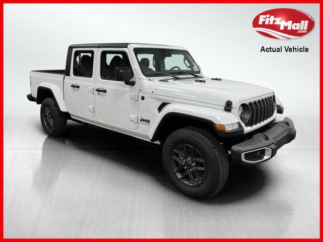 new 2024 Jeep Gladiator car, priced at $47,686