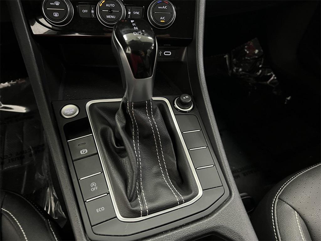 used 2024 Volkswagen Jetta car, priced at $20,994