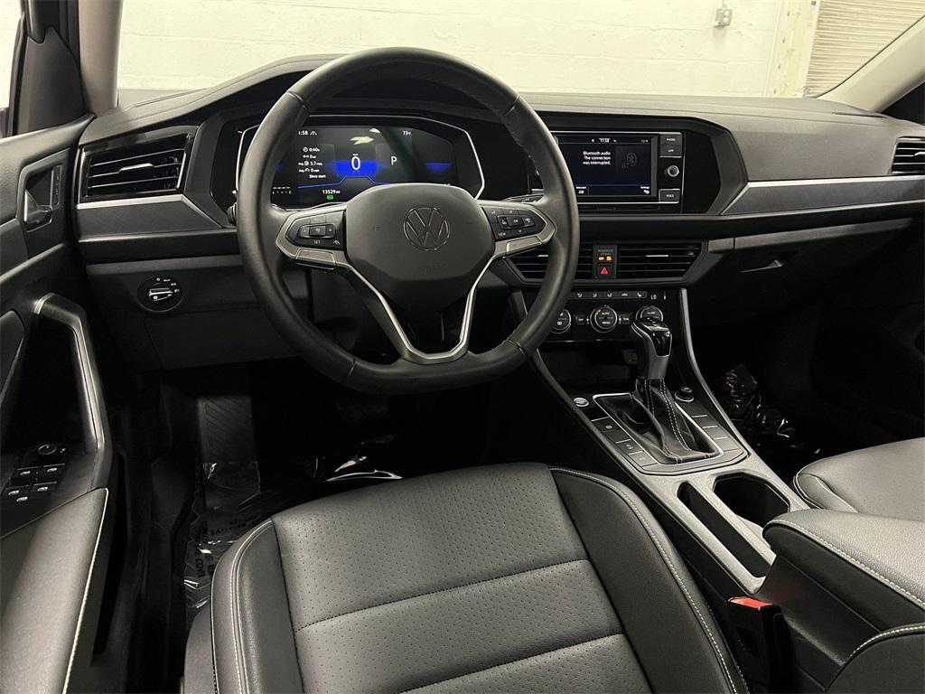 used 2024 Volkswagen Jetta car, priced at $20,994