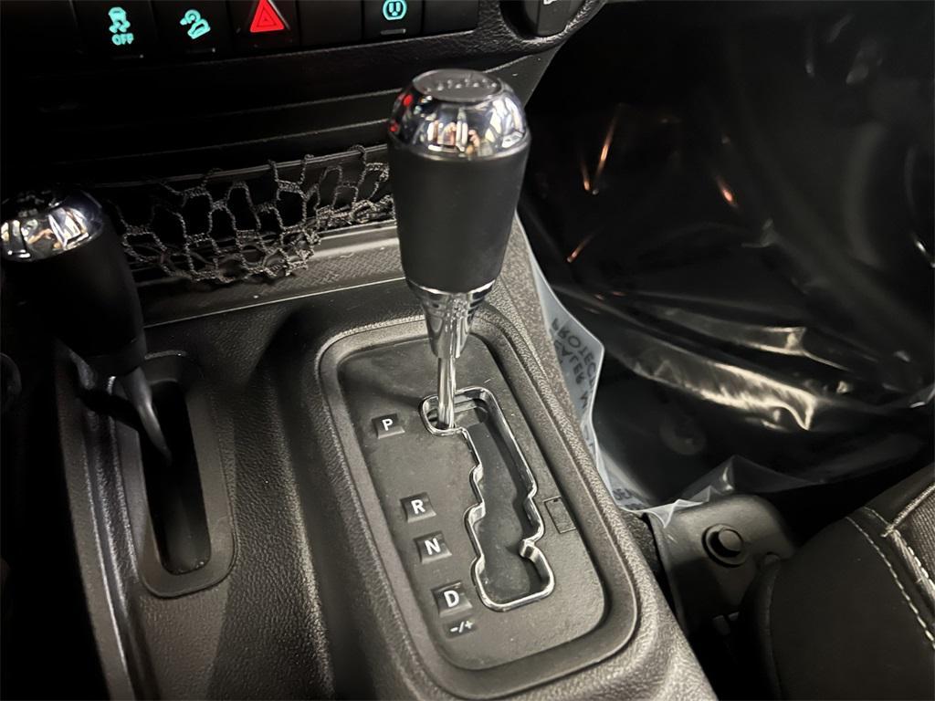 used 2015 Jeep Wrangler Unlimited car, priced at $17,194