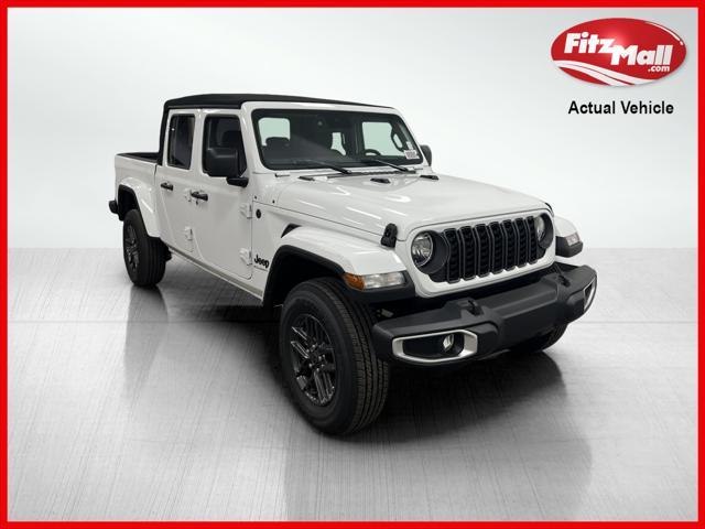 new 2024 Jeep Gladiator car, priced at $39,753