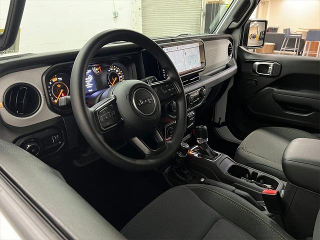 new 2025 Jeep Wrangler car, priced at $34,000