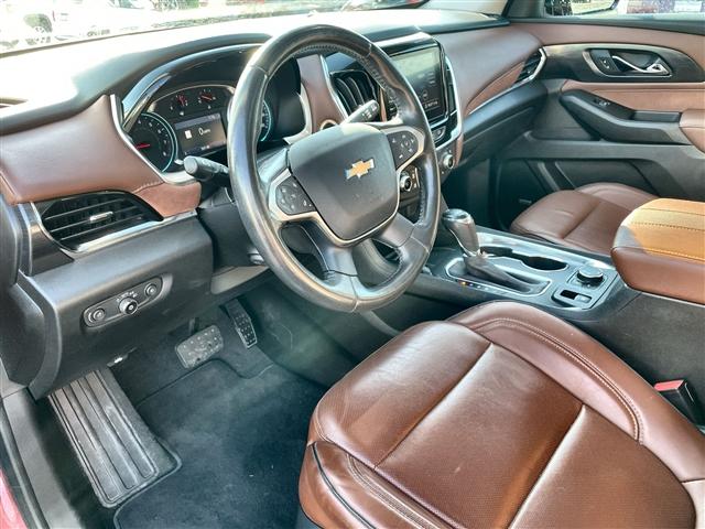 used 2020 Chevrolet Traverse car, priced at $32,999