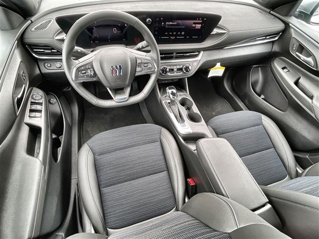 new 2025 Buick Envista car, priced at $26,760
