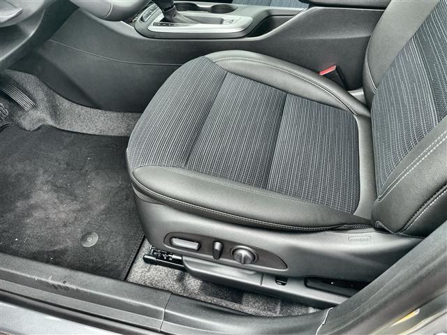 new 2025 Buick Envista car, priced at $26,760