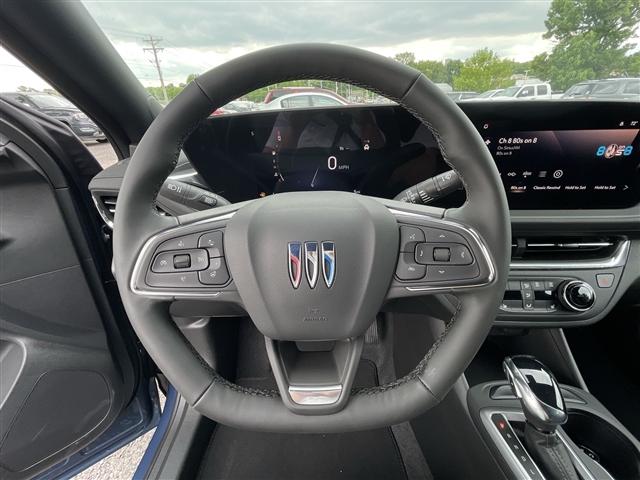 new 2025 Buick Envista car, priced at $25,884