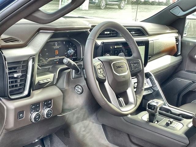 new 2025 GMC Sierra 1500 car, priced at $63,153