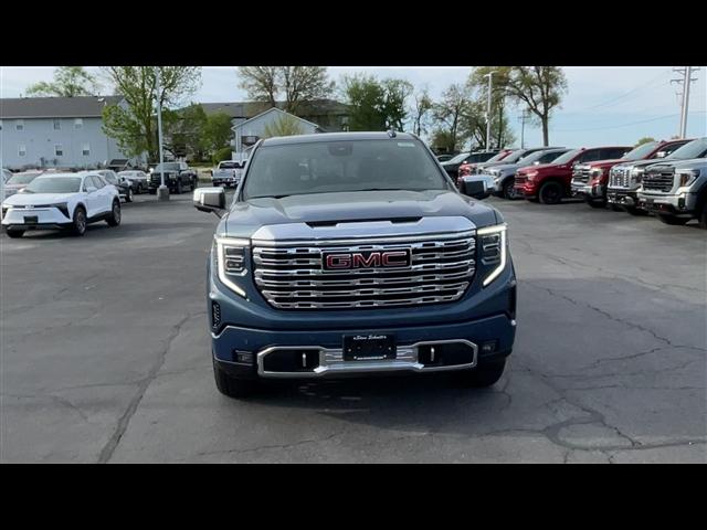 new 2025 GMC Sierra 1500 car, priced at $63,153
