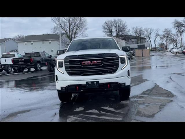 new 2025 GMC Sierra 1500 car, priced at $65,639