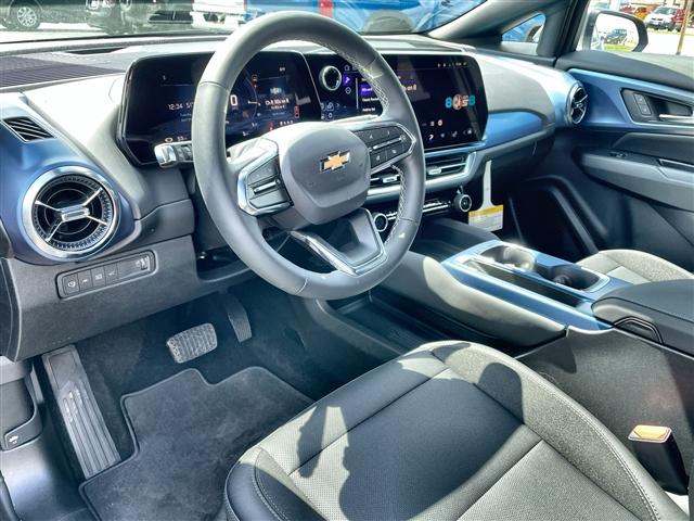 new 2025 Chevrolet Equinox EV car, priced at $34,590
