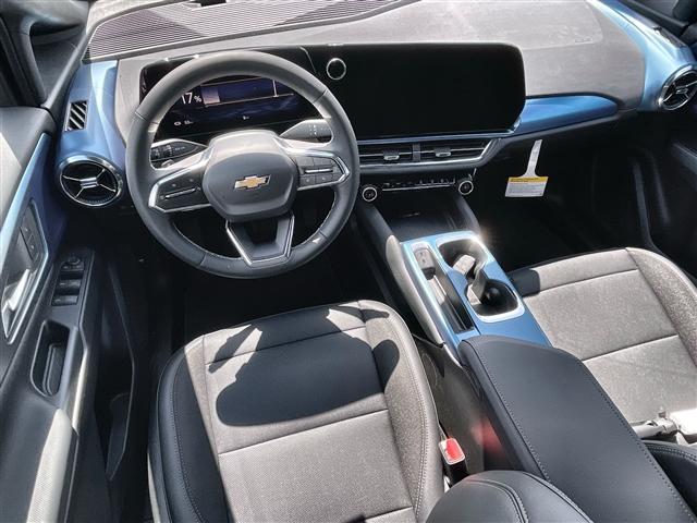 new 2025 Chevrolet Equinox EV car, priced at $34,590